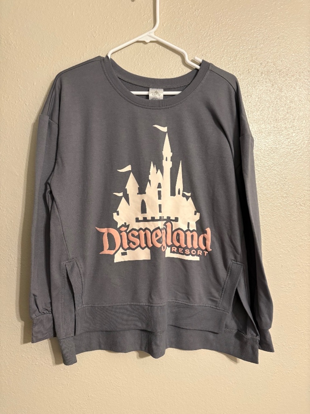 Women’s Disney Gray Crewneck with Pink & cream size L